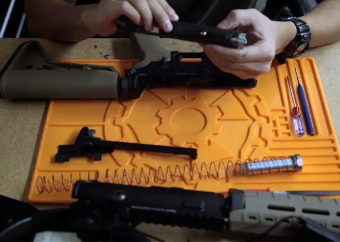 Cleaning the inside of your airsoft gun
